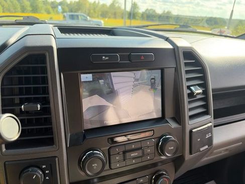 Used 2022 Ford F250 XL w/ Power Equipment Group AWD/4WD image 15