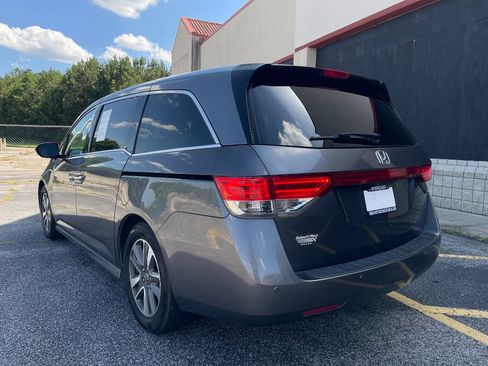 Used 2014 Honda Odyssey Touring image 10