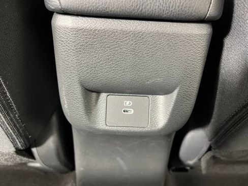 Certified 2025 Nissan Versa SV w/ Trunk Package FWD image 41