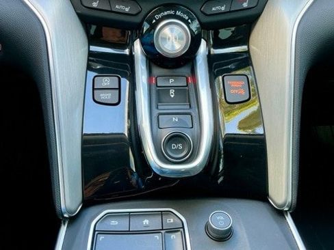 Used 2023 Acura TLX image 17