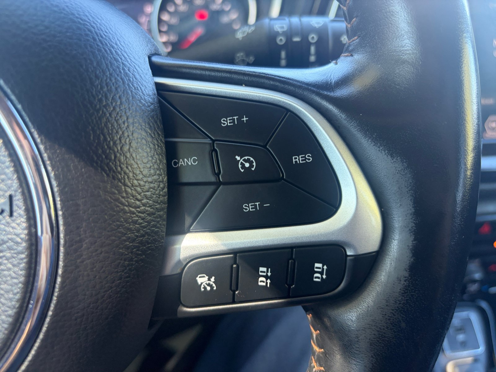 Used 2021 Jeep Compass Limited w/ Trailer Tow Group AWD/4WD image 18