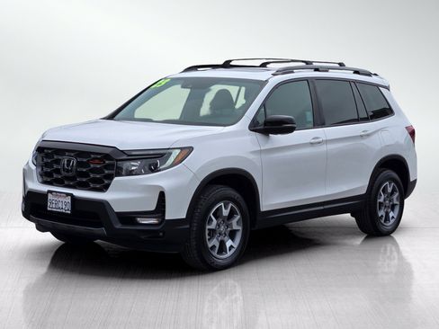 Used 2023 Honda Passport TrailSport image 8
