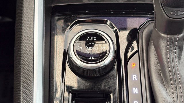 Used 2023 Chevrolet Colorado Trail Boss w/ Technology Package AWD/4WD image 38