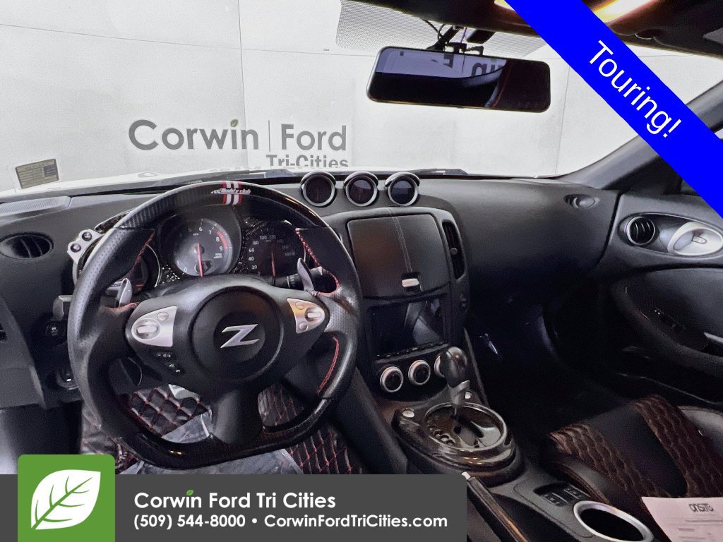Used 2013 Nissan 370Z Touring RWD image 6