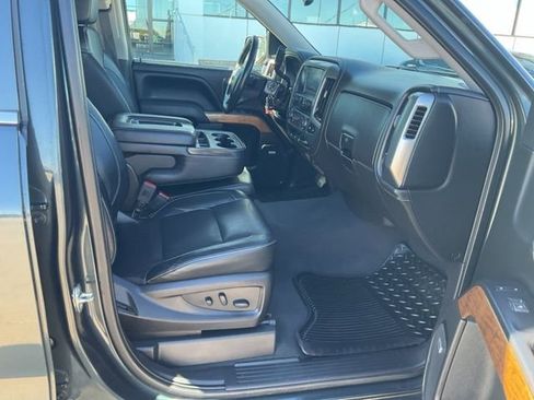 Used 2018 Chevrolet Silverado 1500 LTZ w/ Sport Package image 33