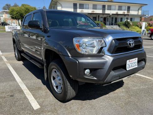 Used 2015 Toyota Tacoma PreRunner w/ SR5 Package RWD image 12