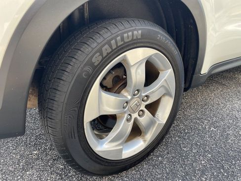 Used 2016 Honda HR-V LX image 11
