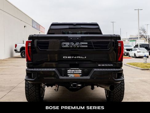 Used 2024 GMC Sierra 2500 Denali Ultimate image 7