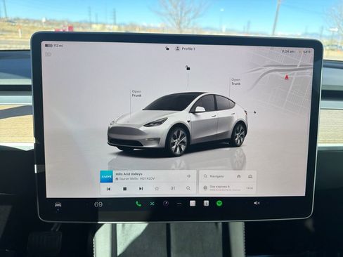 Used 2023 Tesla Model Y Long Range image 17