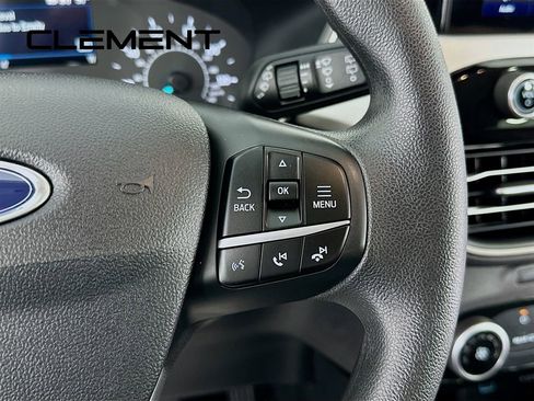 Used 2022 Ford Escape SE image 16