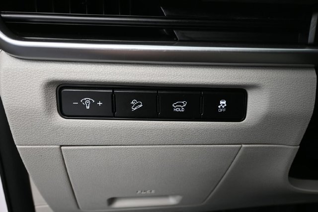 Used 2024 Kia Telluride EX w/ EX Captain's Chair Package AWD/4WD image 25