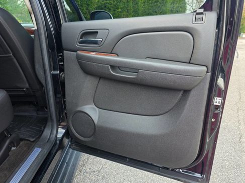 Used 2009 Chevrolet Avalanche LTZ image 32