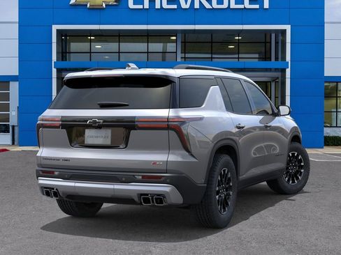 New 2026 Chevrolet Traverse Z71 w/ Enhanced Driving Package AWD/4WD image 4