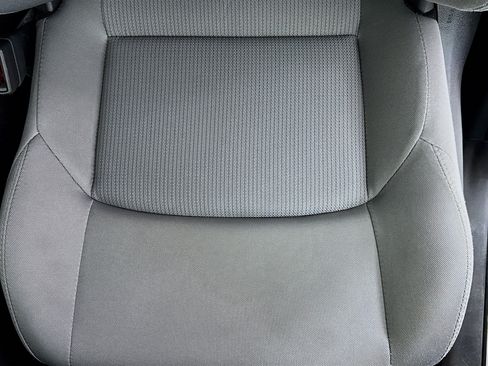 Certified 2024 Toyota Venza LE AWD/4WD image 18