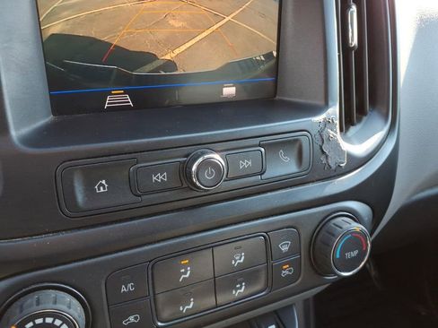 Certified 2021 Chevrolet Colorado W/T w/ WT Convenience Package image 11