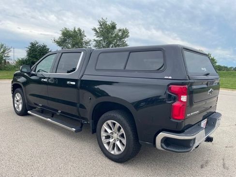 Used 2022 Chevrolet Silverado 1500 LTZ AWD/4WD image 4