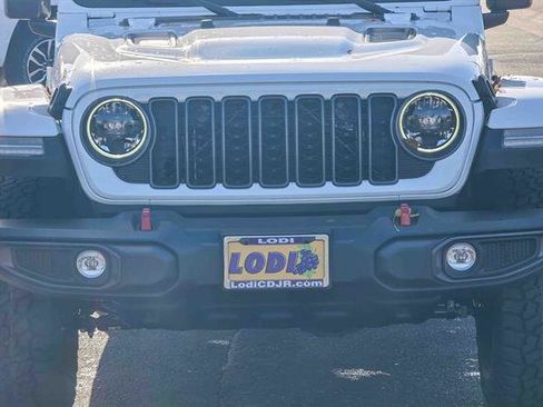 New 2026 Jeep Gladiator Rubicon image 7