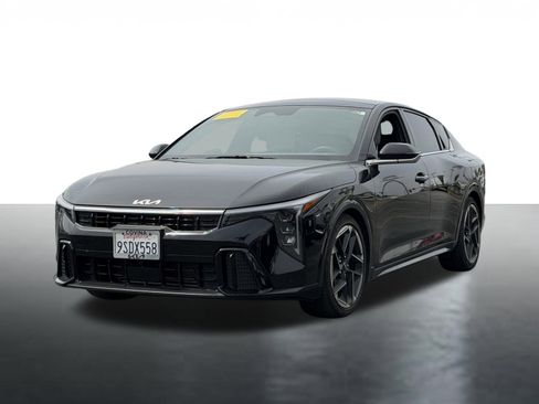 Used 2025 Kia K4 GT-Line w/ GT-Line Premium Package image 4