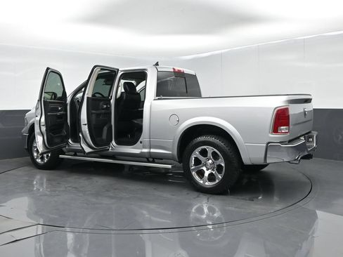 Used 2018 RAM 1500 Laramie RWD image 64
