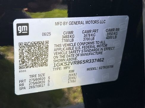 Used 2025 GMC Yukon AT4 Ultimate w/ LPO, Floor Liner Package image 36