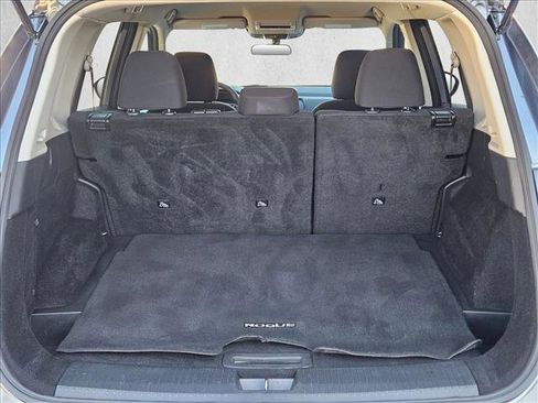 Used 2024 Nissan Rogue S image 6