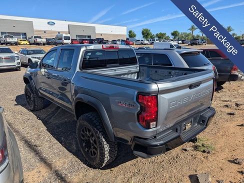 Used 2024 Chevrolet Colorado Trail Boss w/ Technology Package AWD/4WD image 10