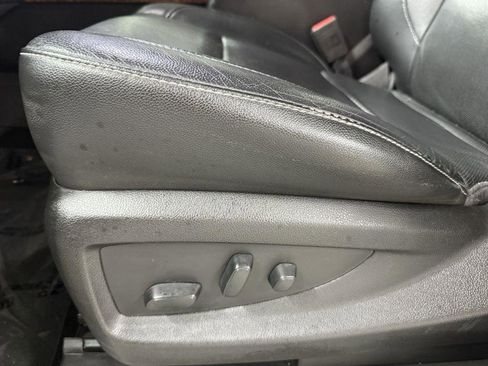 Used 2018 Chevrolet Tahoe Premier image 12