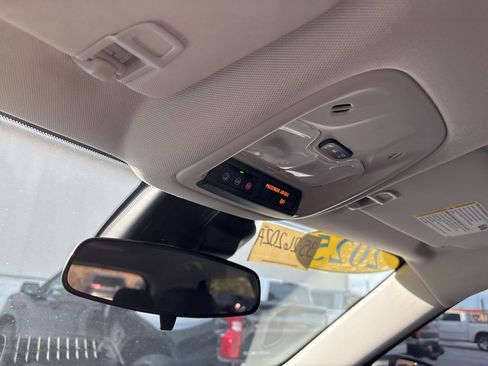 Used 2025 Chevrolet TrailBlazer LS w/ LS Convenience Package image 23