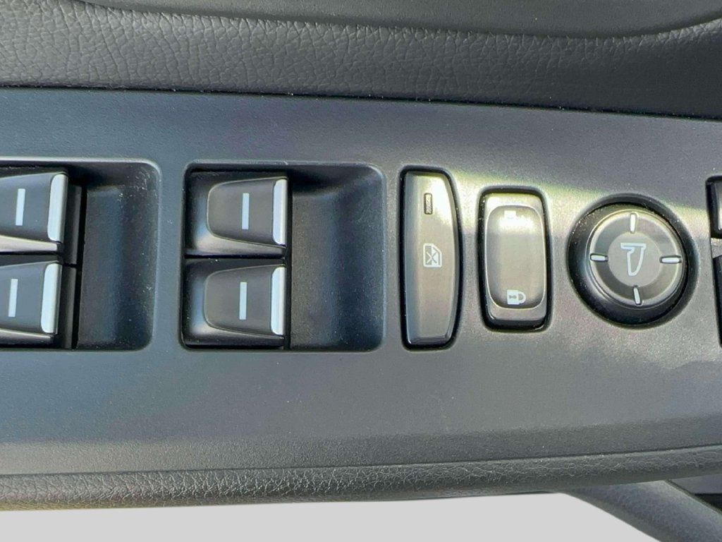 Certified 2024 Honda Pilot TrailSport image 12