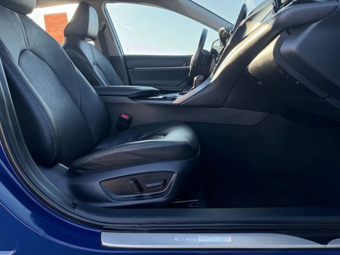 Used 2024 Toyota Camry XSE w/ Navigation Package image 23