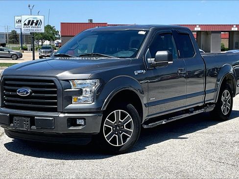 Used 2016 Ford F150 XLT w/ Equipment Group 302A Luxury RWD image 8