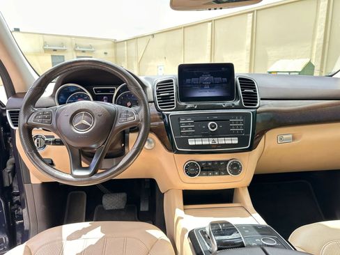 Used 2018 Mercedes-Benz GLE 350 4MATIC image 12