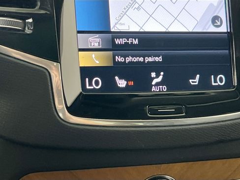 Used 2022 Volvo XC90 T6 Momentum w/ Advanced Package image 18