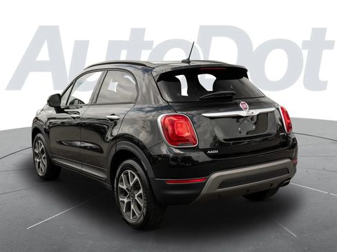 Used 2017 FIAT 500X Trekking image 2