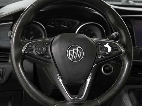 Used 2019 Buick Envision Essence image 7