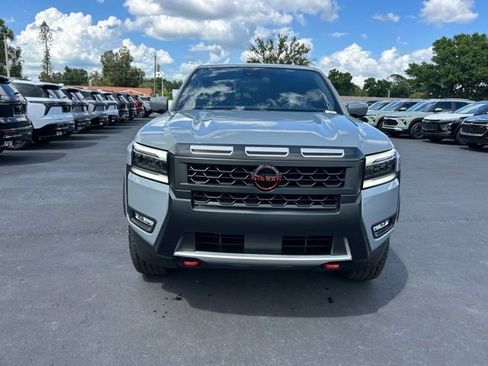 Used 2025 Nissan Frontier Pro-X w/ Tow Package image 2