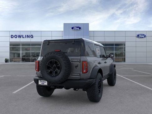 New 2025 Ford Bronco Badlands w/ Sasquatch Package image 8