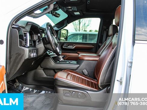 Used 2024 GMC Sierra 3500 Denali Ultimate image 16