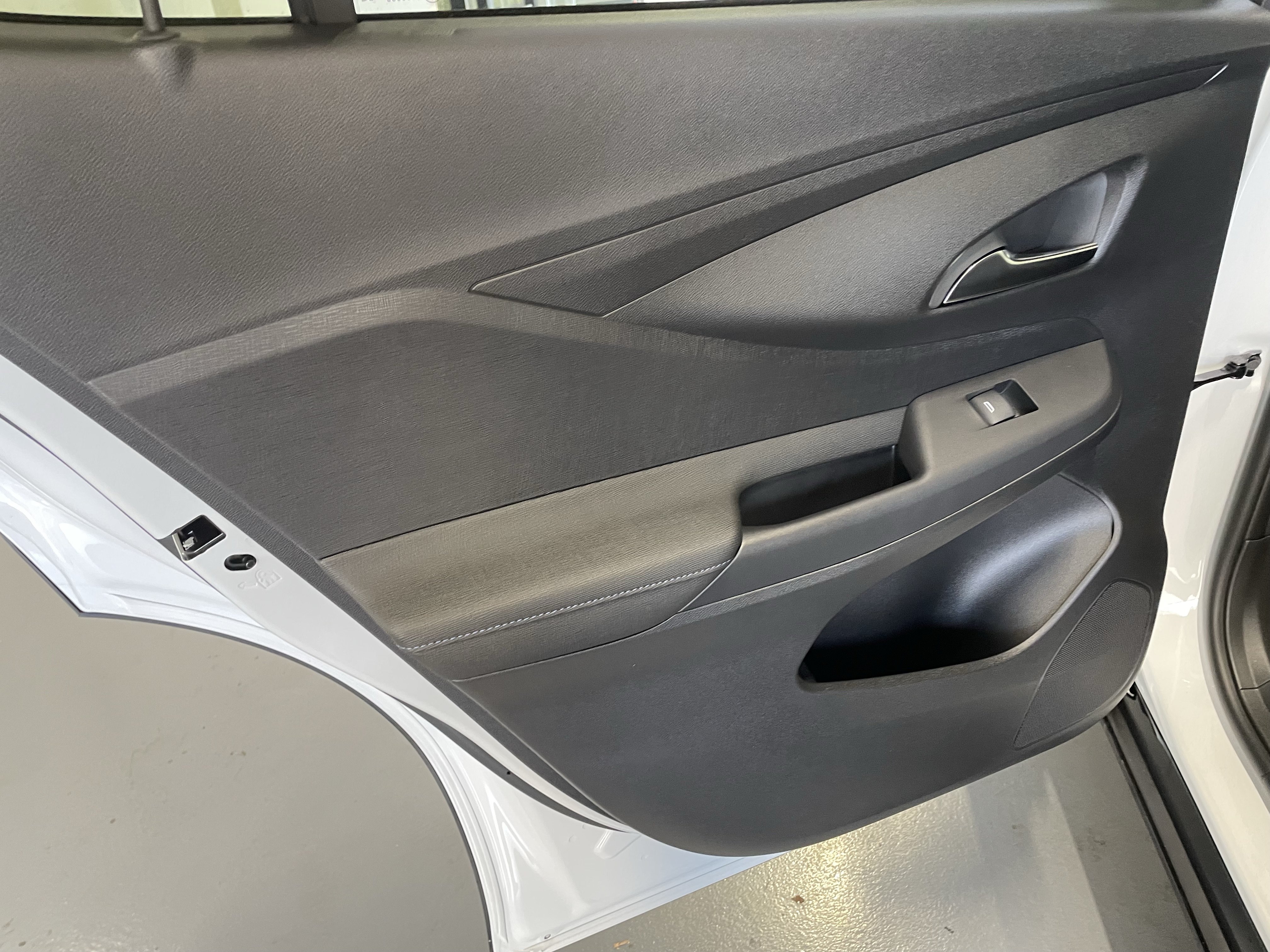 New 2026 Buick Envista Sport Touring w/ Convenience I Package FWD image 10