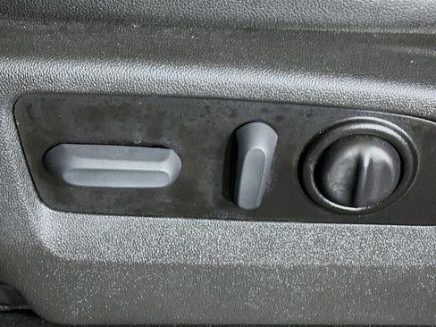 Used 2022 Chevrolet Silverado 1500 LTZ image 13