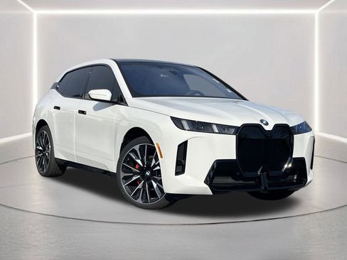 New 2026 BMW iX xDrive45 w/ M Sport Package image 2