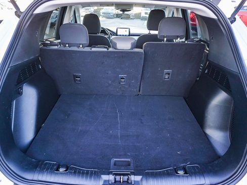 Used 2021 Ford Escape SE image 29