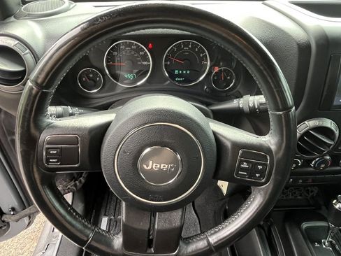 Used 2016 Jeep Wrangler Unlimited Sport w/ Quick Order Package 24S AWD/4WD image 12