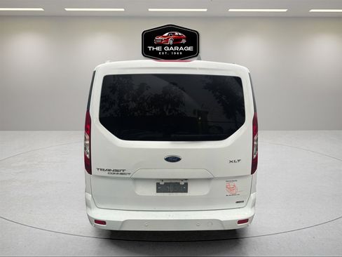 Used 2017 Ford Transit Connect XLT image 4