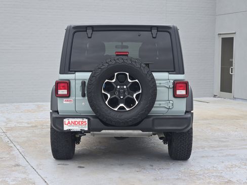 Used 2023 Jeep Wrangler Unlimited Sport AWD/4WD image 7