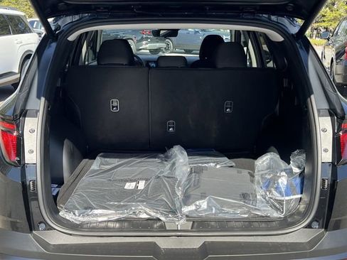 New 2026 Hyundai Tucson SEL FWD image 13