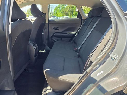 Used 2025 Hyundai Kona SEL FWD image 12