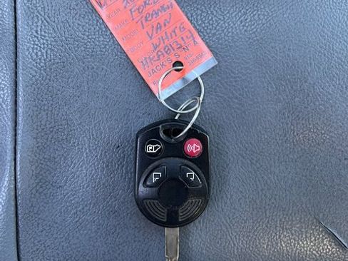 Used 2017 Ford Transit 250 Base image 50