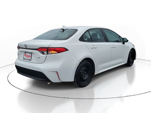 Used 2024 Toyota Corolla LE image 4
