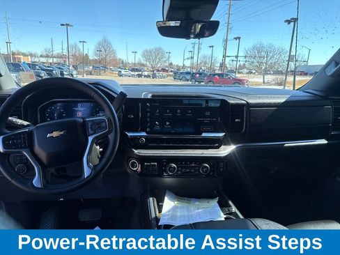 Used 2025 Chevrolet Silverado 2500 LTZ w/ LTZ Premium Package image 13